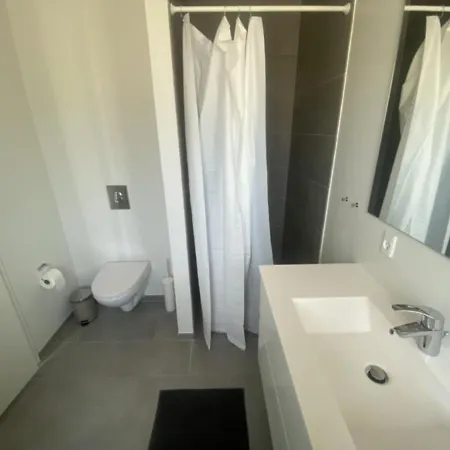 Apartment Spacious For 5