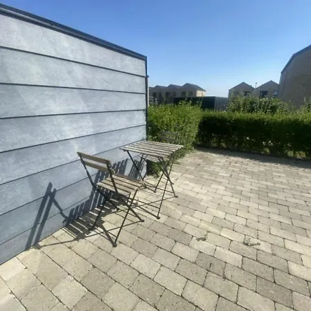 Spacious For 5 Apartment *